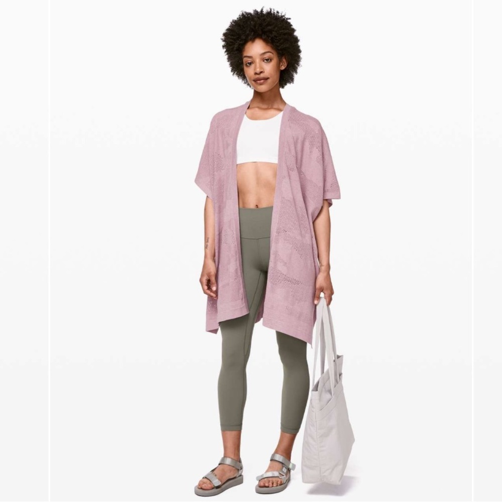 Lululemon Find Your Light Wrap Heathered Vintage Mauve One Size